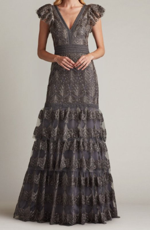 画像1: Tadashi Shoji タダシショージ  　Rhone Tiered Embroidered Tulle Gown　シルバー、グレー系 (1)