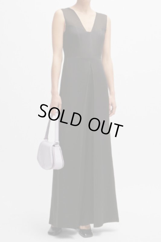 画像1: セール！【大谷真美子さん着用】BOSS ジャンプスーツ　ブラック  07161 (1)