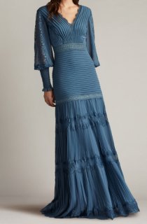 Tadashi Shoji 大人の高級ロングドレス｜演奏会・ホテルディナー向け