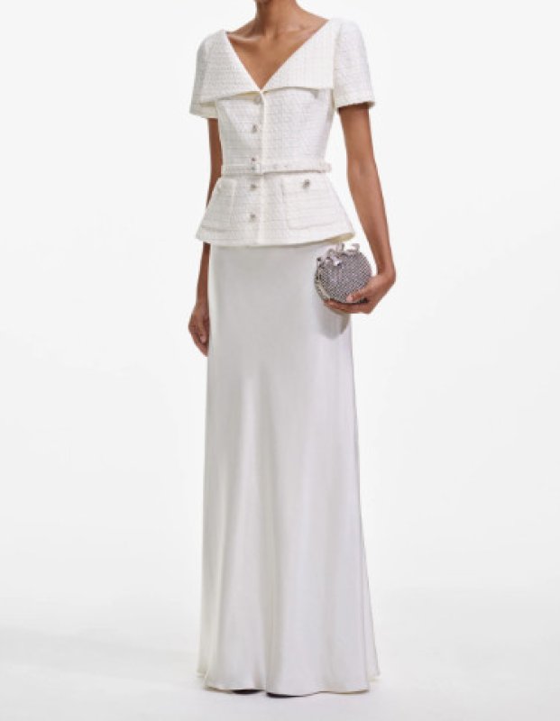 画像1: 【人気インフルエンサー愛用】Self Portrait　セルフポートレイト  Cream Boucle Tailored Maxi Dress (1)