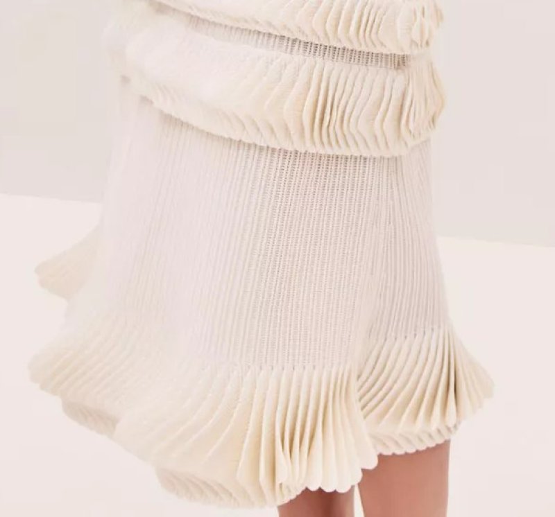 画像4: 【TWICEモモ着用】Alexis Ines オフホワイトドレス｜高級ニット・フォーマルパーティードレス (4)