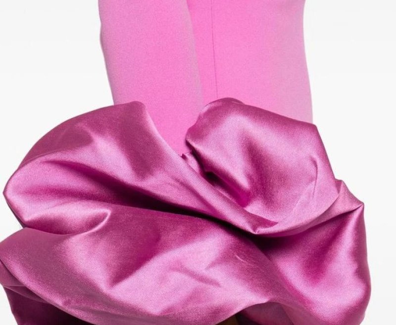 画像4: Solace London オフショルダー ロングドレス｜ラッフルスリーブ ガウン｜ベリーピンク (4)