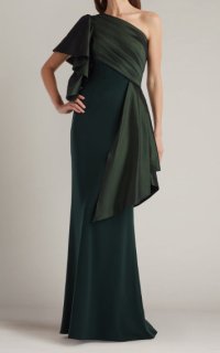 ワンショルダードレス｜華やかで大人セクシーなパーティー演奏会