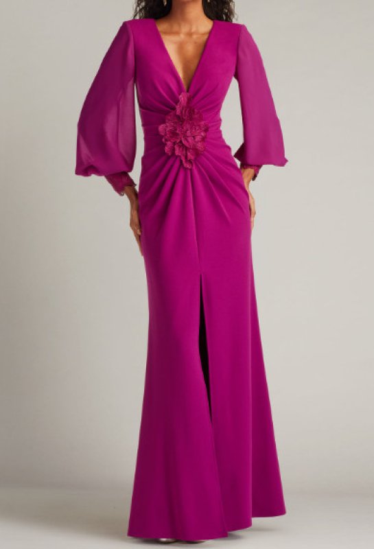 画像1:  Tadashi Shoji  タダシショージ　Sahana Bishop Sleeve Plunge Gown  マジェンタ、パープル系 (1)