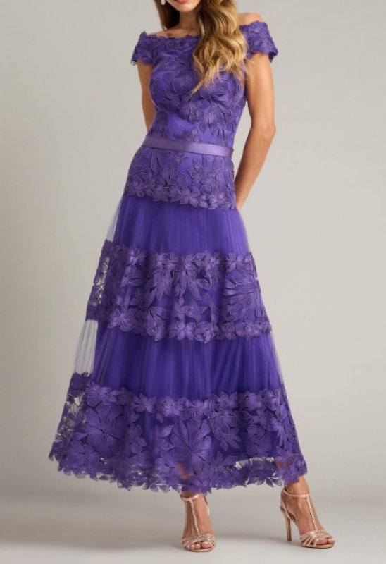 画像1: Tadashi Shoji  タダシショージ  Adriane オフショルダー花柄レースドレス　アメジスト、パープル系  41101 (1)