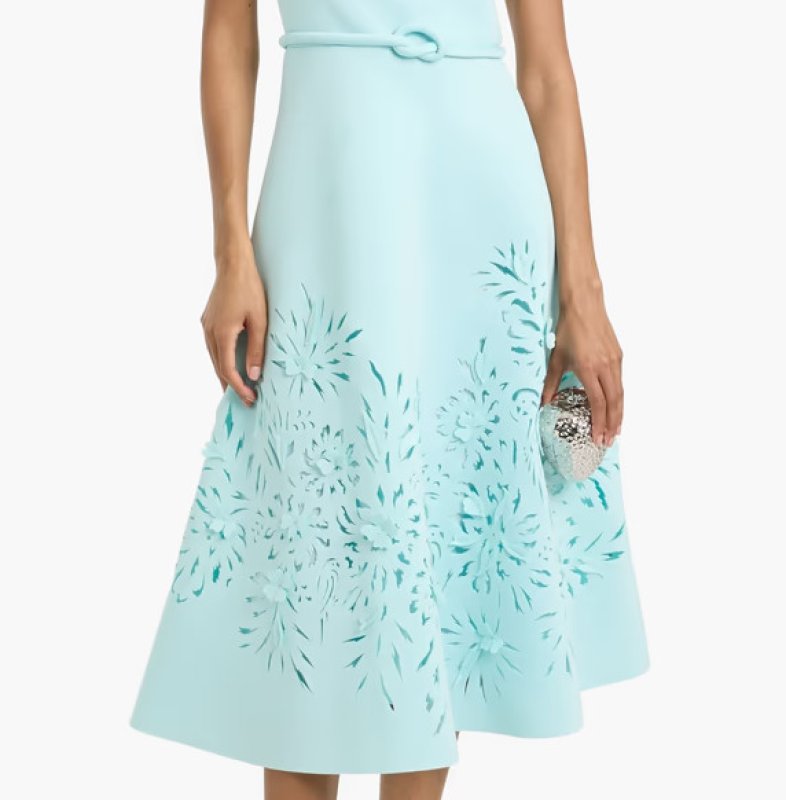 画像3: BADGLEY MISCHKA レーザーカットワンピーススキューバミディドレス ライトブルー 　パーティードレス (3)
