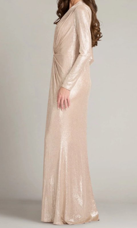 画像2: Tadashi Shoji タダシショージ  袖あり Ferrum メタリックロングドレス｜ベージュ系 (2)