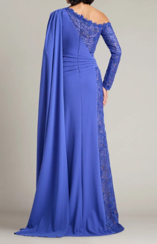 画像2:  Tadashi Shoji  タダシショージ　 Ravelle Embroidered Cape Gown ブルー系 (2)