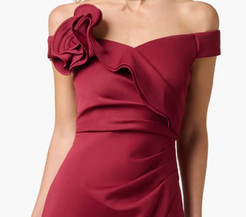 画像4: Adrianna Papell アドリアナパペル　Off Shoulder Rosette Stretch Mermaid Gown 　バーガンディ系 (4)
