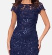画像4: XSCAPE  Sequined Lace Cap-Sleeve Gown (4)
