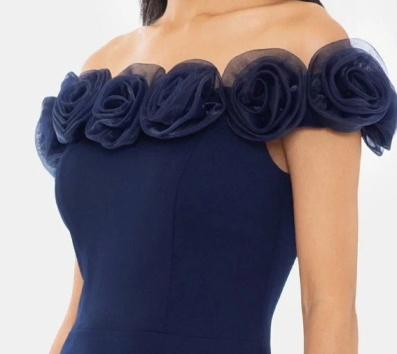画像4: Xscape  Floral Appliqué Off-the-Shoulder Gown (4)